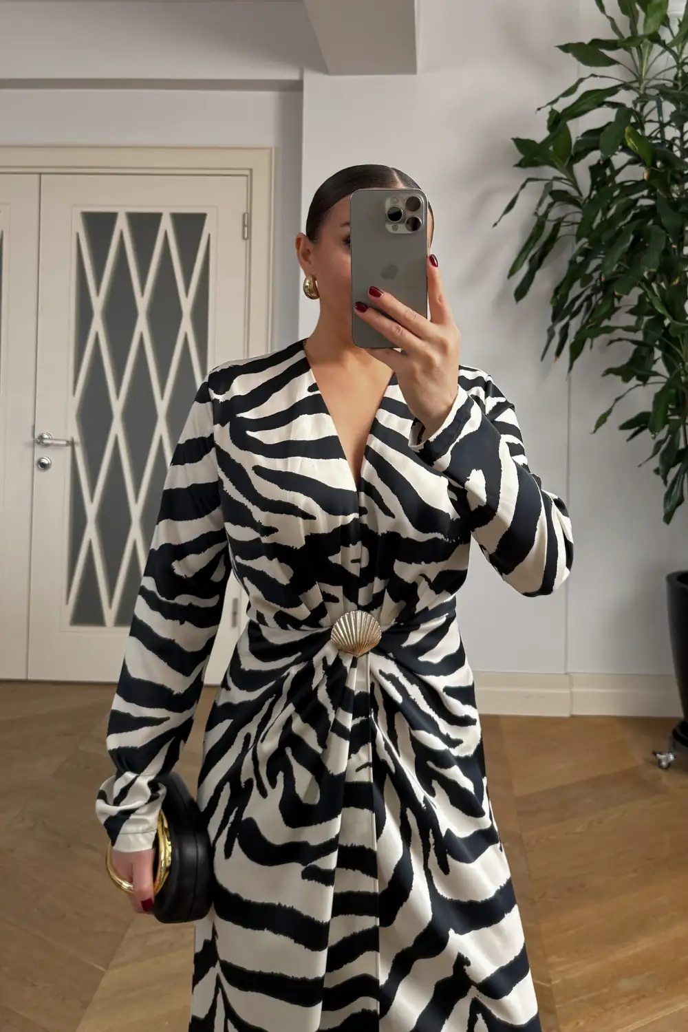 Zebra Desenli V Yaka Uzun Elbise 5