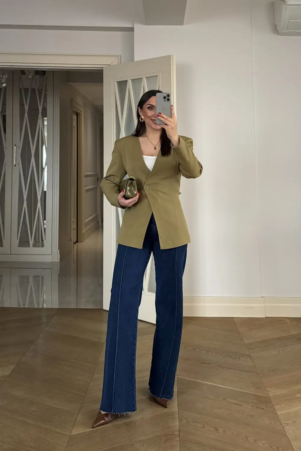 Yakasız Vücuda Oturan Blazer Kadın Ceket - HAKİ