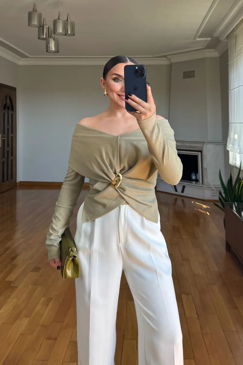 Madonna Yaka Asimetrik Bluz - Çağla Yeşil