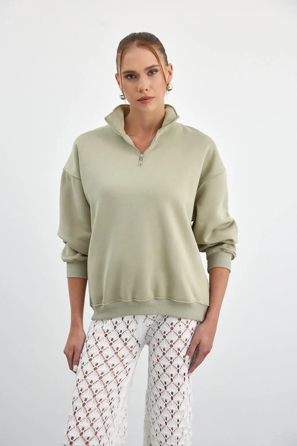 Yarım Fermuarlı Dik Yaka Kadın Sweatshirt 3