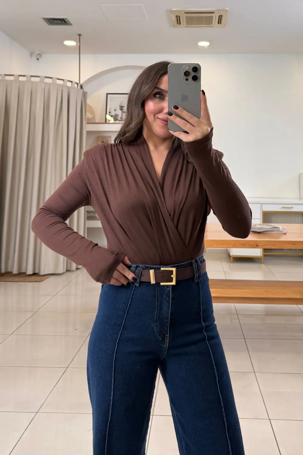 Kruvaze Yaka Vatkalı Uzun Kollu Bodysuit - Kahverengi