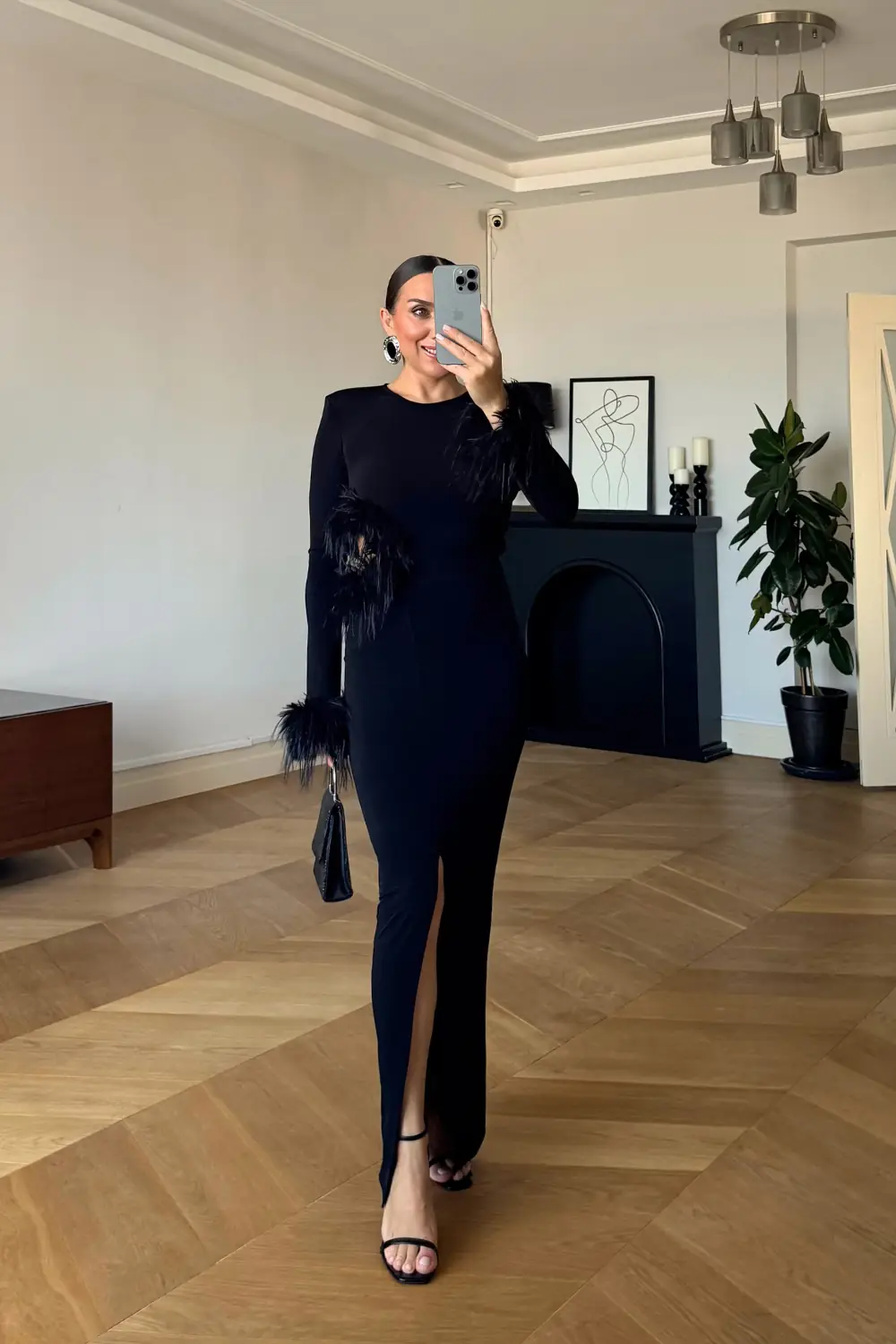 Otriş Detaylı Bel Dekolteli Uzun Elbise 1