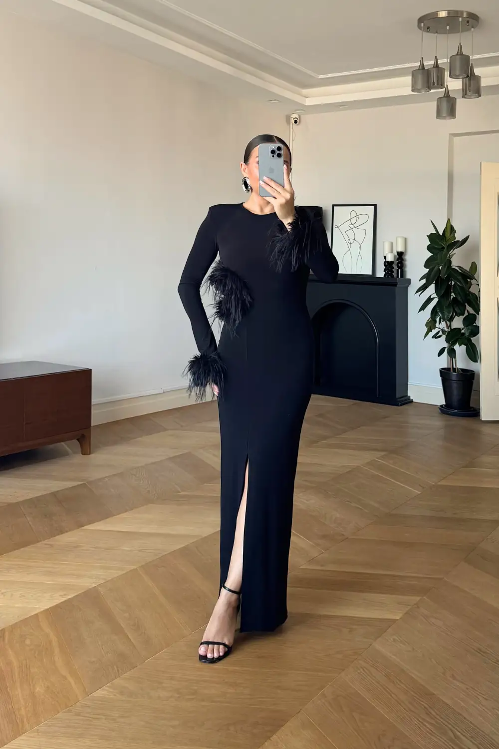 Otriş Detaylı Bel Dekolteli Uzun Elbise 4