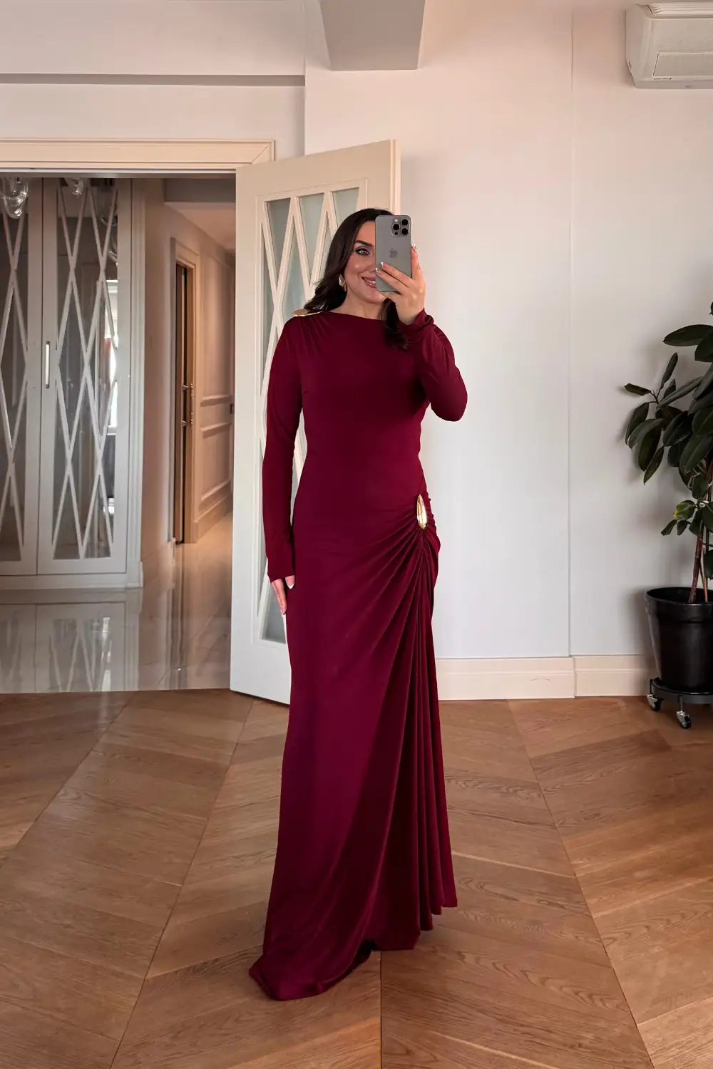 Toka Detaylı Büzgülü Uzun Kollu Elbise 8