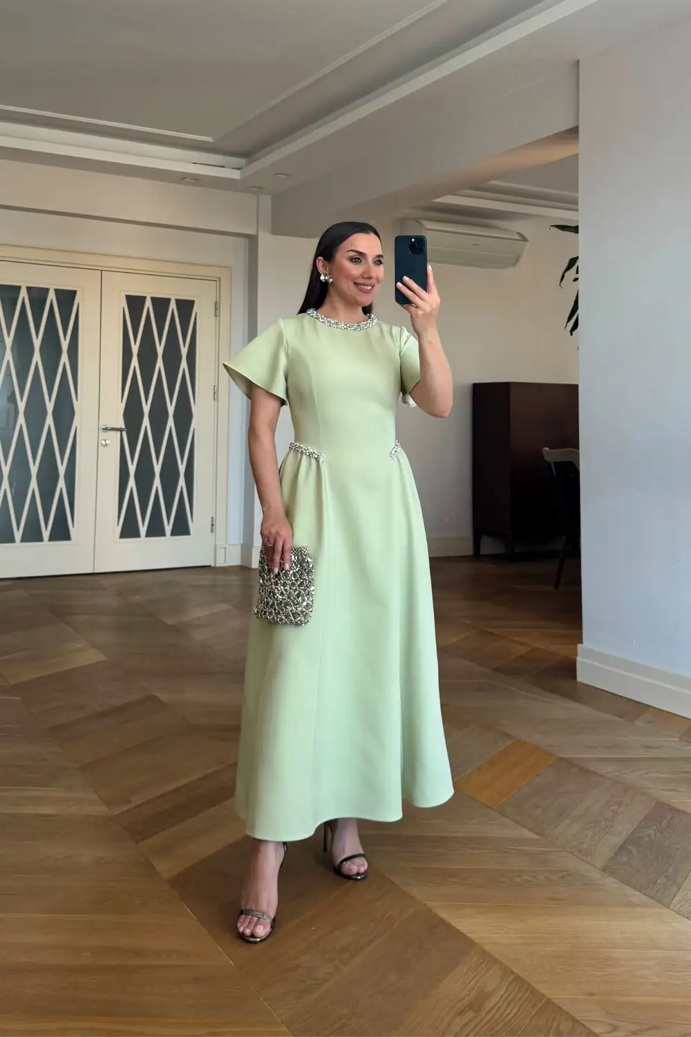 Taş Detaylı Kısa Kollu Midi Elbise - Mint Yeşil