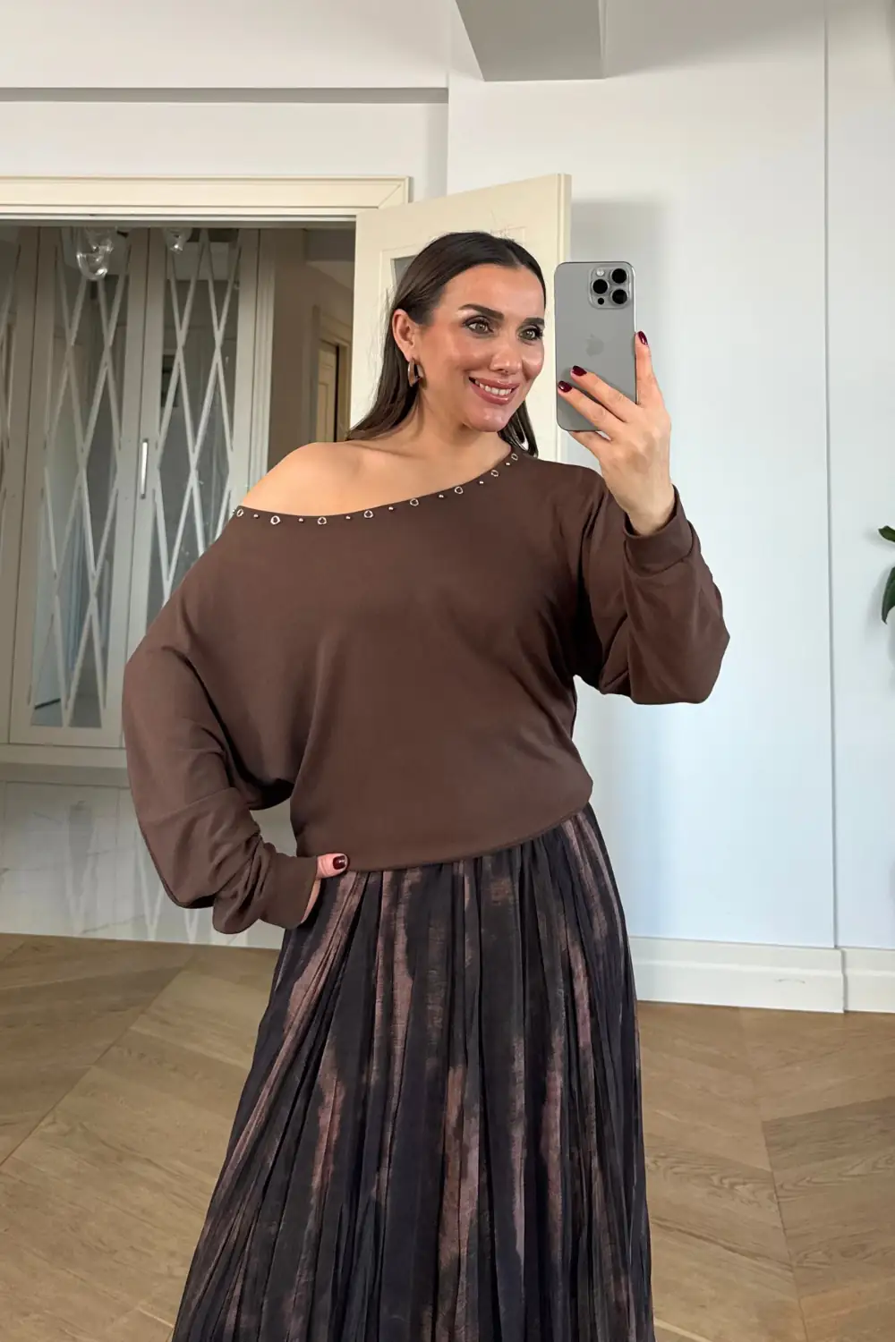 Kayık Yaka Uzun Kollu Bluz 6