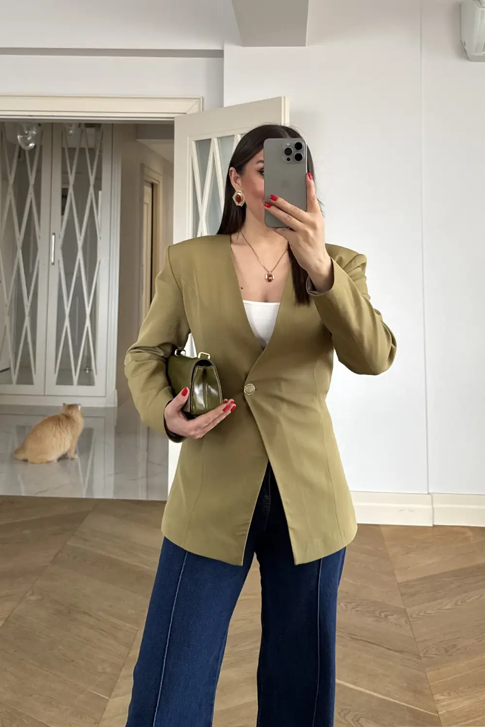 Yakasız Vücuda Oturan Blazer Kadın Ceket - HAKİ