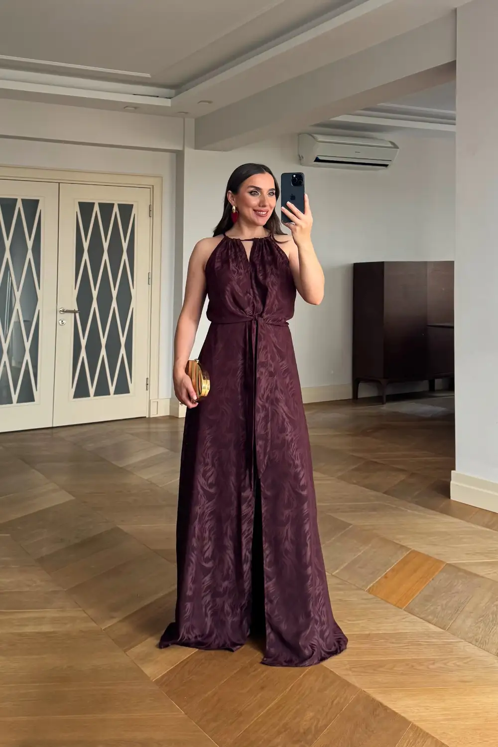 Halter yaka Bağlama Detaylı Uzun Elbise 5
