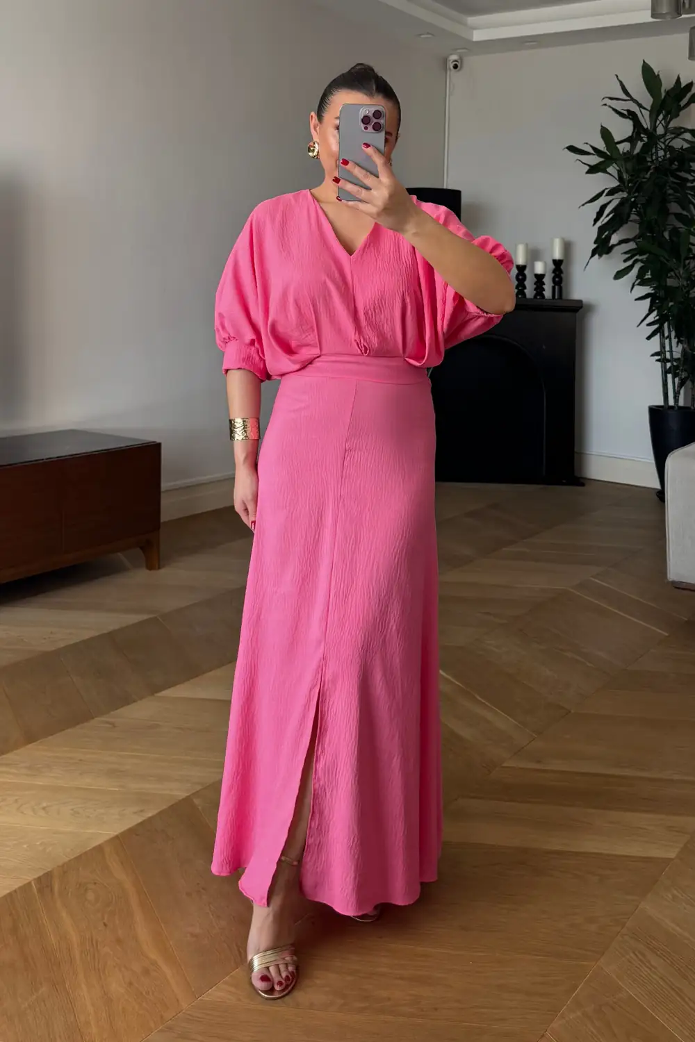 V Yaka Kısa Kollu Uzun Elbise - Koyu Pembe