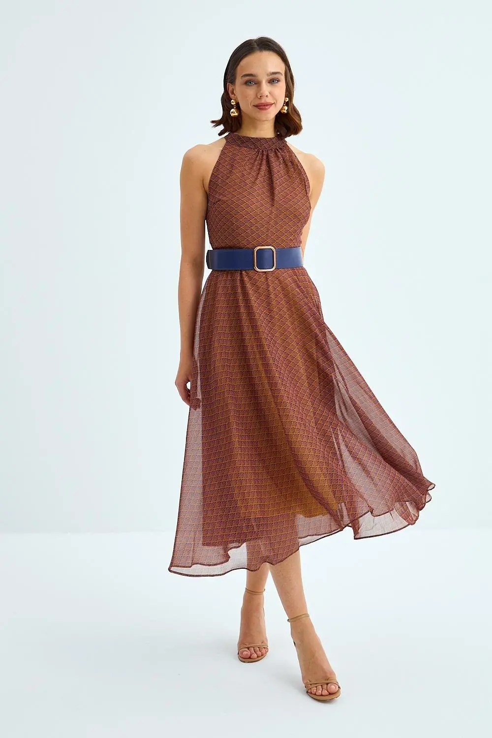 Halter Yaka Kemerli Midi Şifon Elbise 3