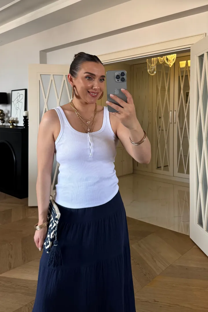U Yaka Düğmeli Kadın Atlet - Beyaz