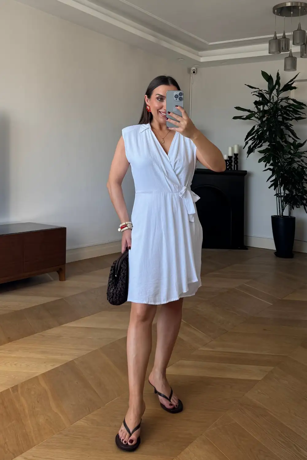 Kruvaze Bağlamalı Mini Elbise 1