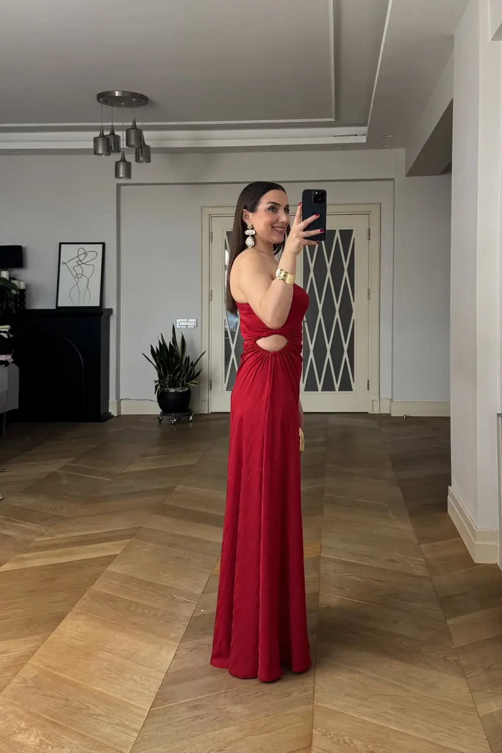 Tek Kol Bel Dekolteli Uzun Elbise - Kırmızı