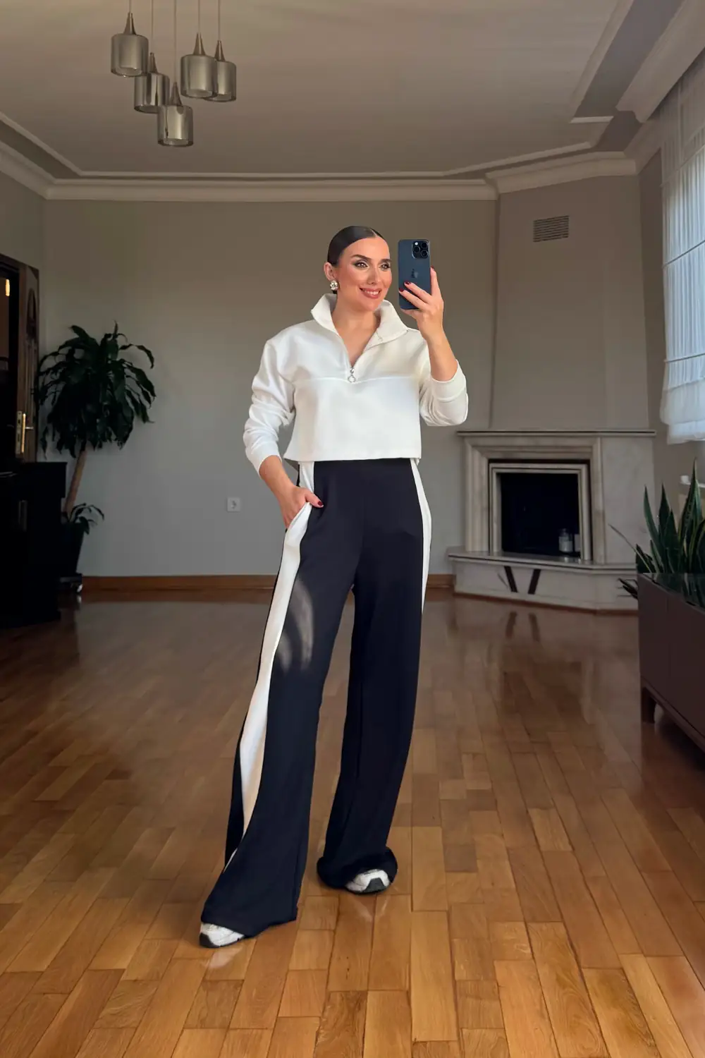 Şerit Detaylı Geniş Paça Kadın Pantolon - SİYAH