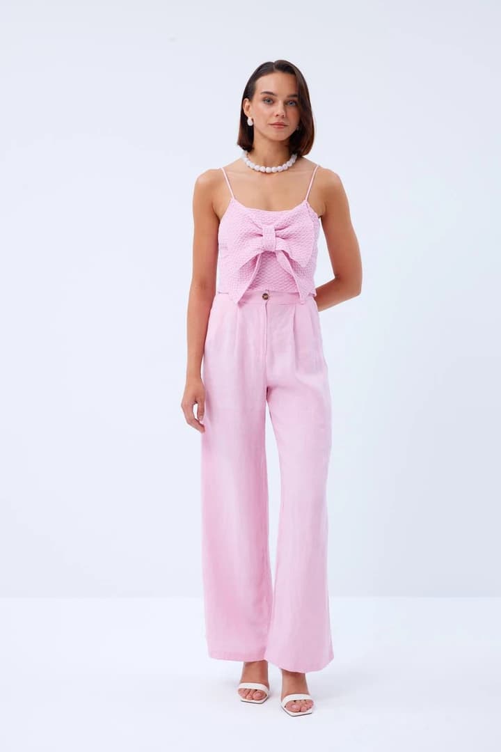 Fiyonk Detaylı Askılı Triko Crop - Pembe