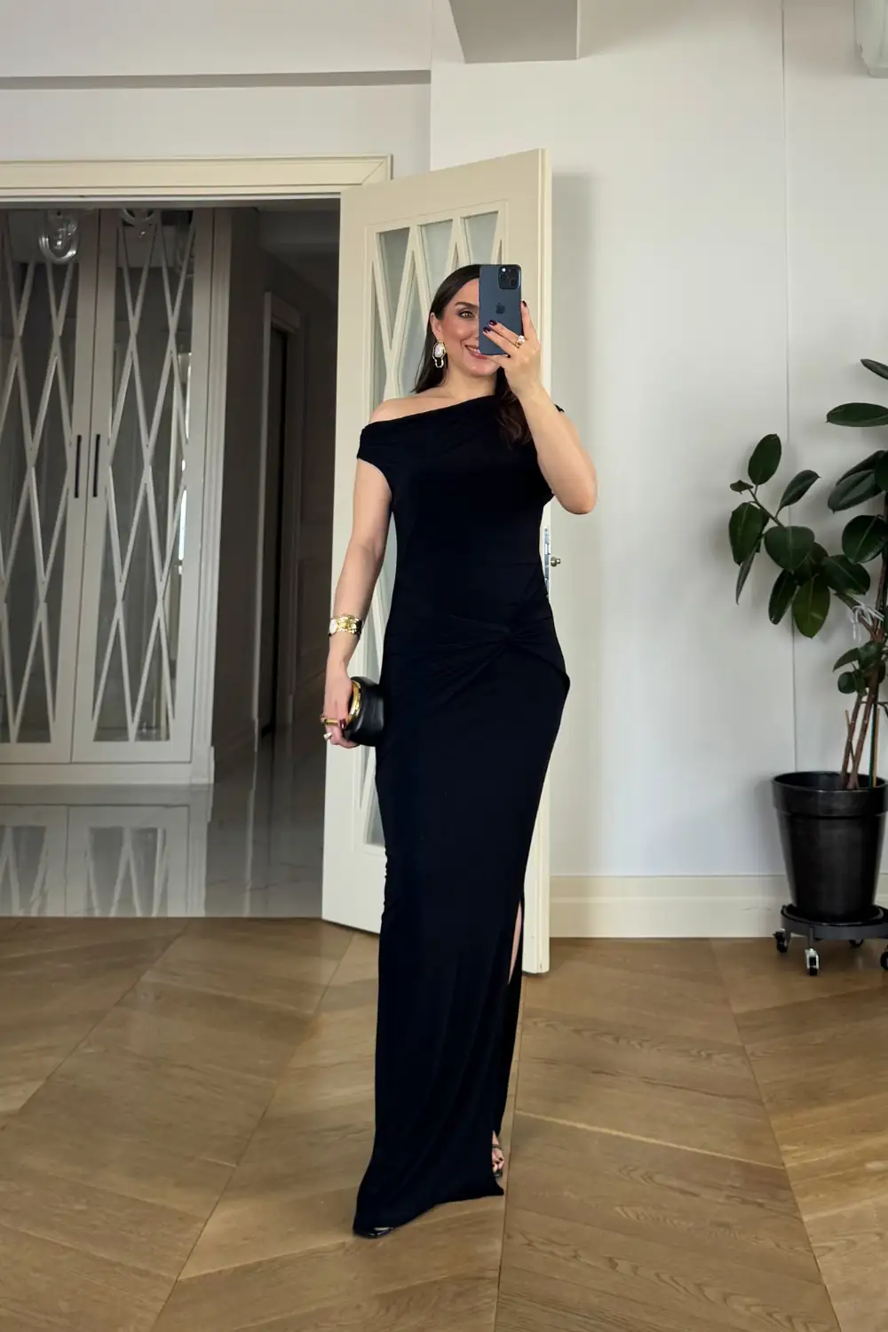 Düşük Omuz Düğüm Detaylı Uzun Elbise 4