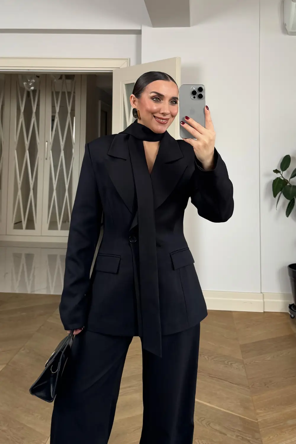 Fular Detaylı Blazer Kadın Ceket - SİYAH