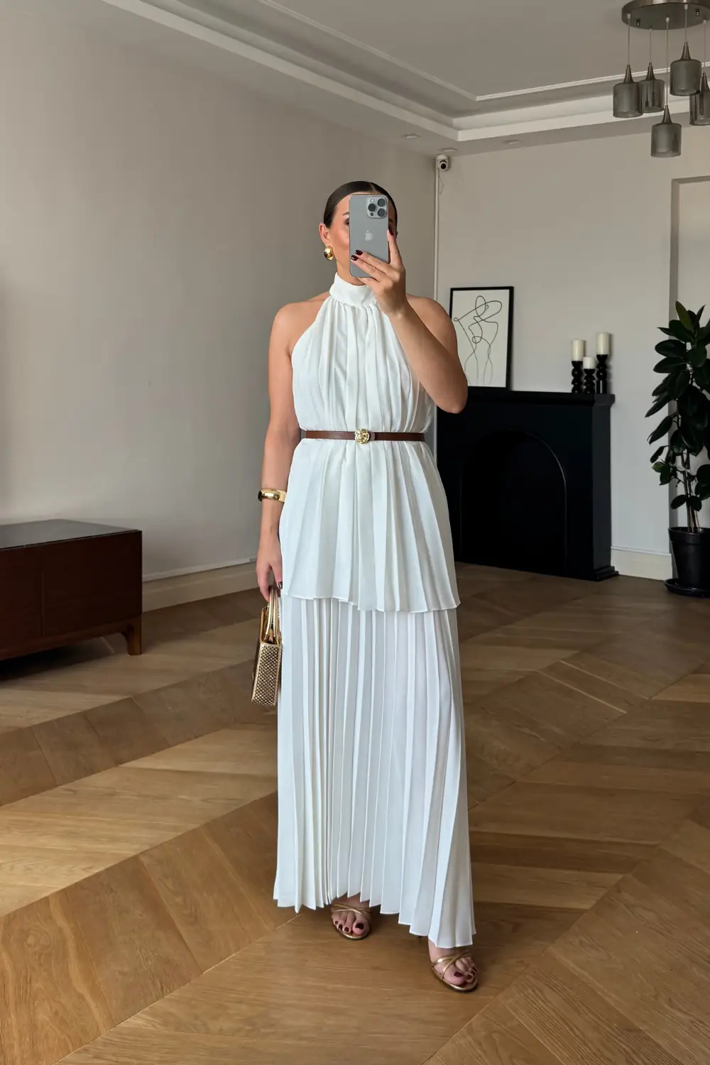 Halter Yaka Piliseli Uzun Elbise 1