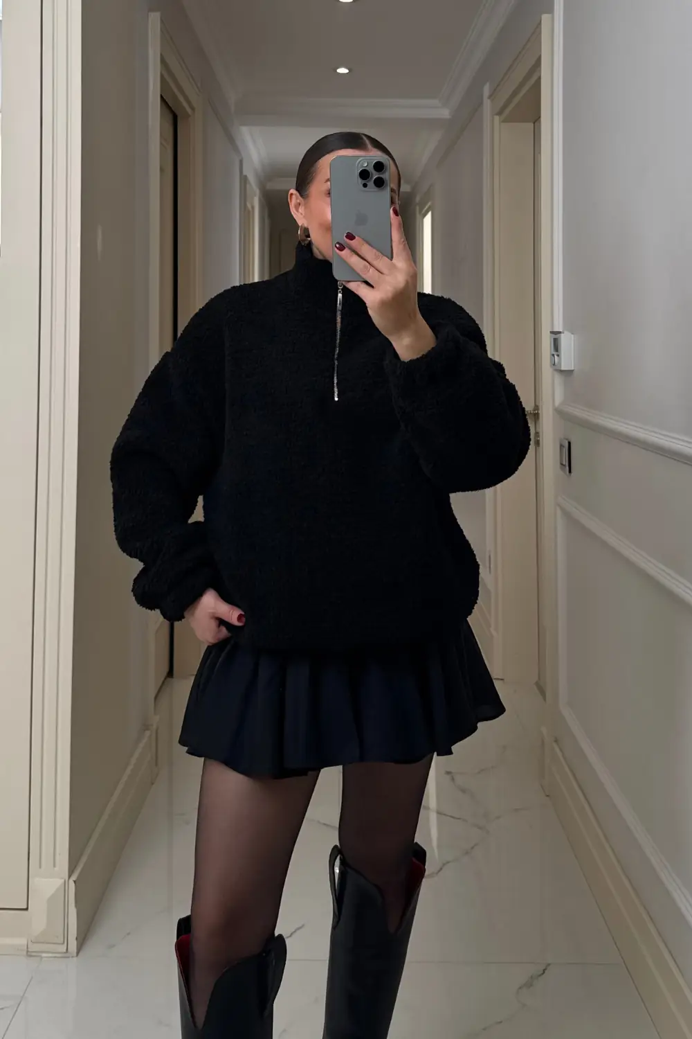 Dik Yaka Fermuarlı Polar Kadın Sweatshirt - SİYAH