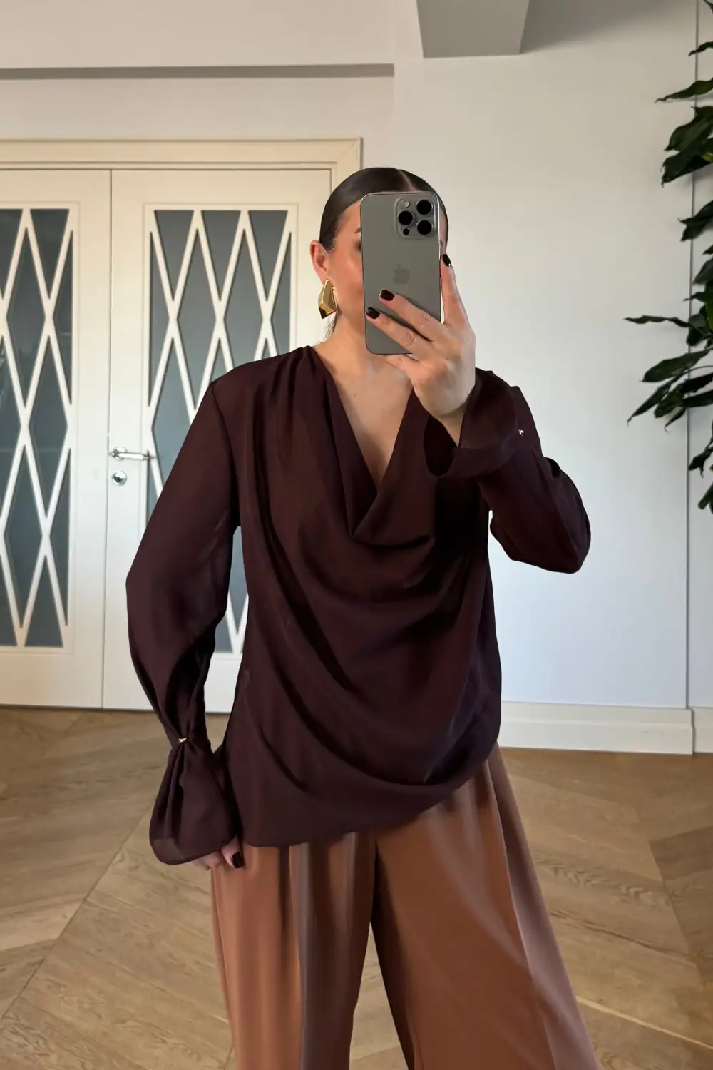 Degaje Yaka Kol Detaylı Bluz 3