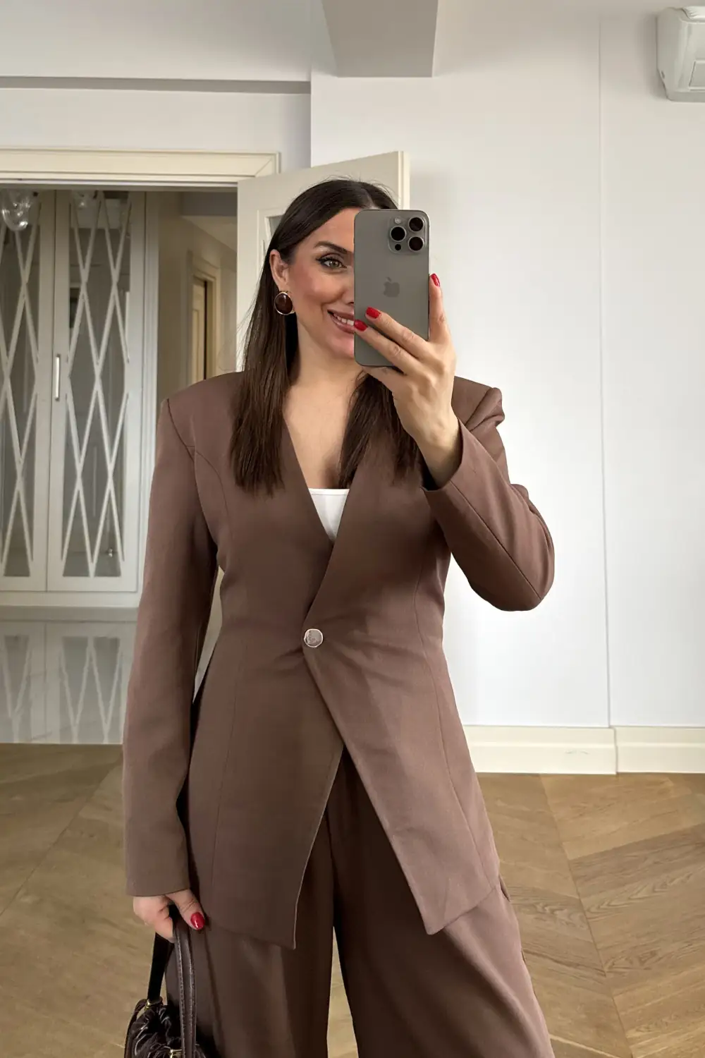 Yakasız Vücuda Oturan Blazer Kadın Ceket - Kahverengi