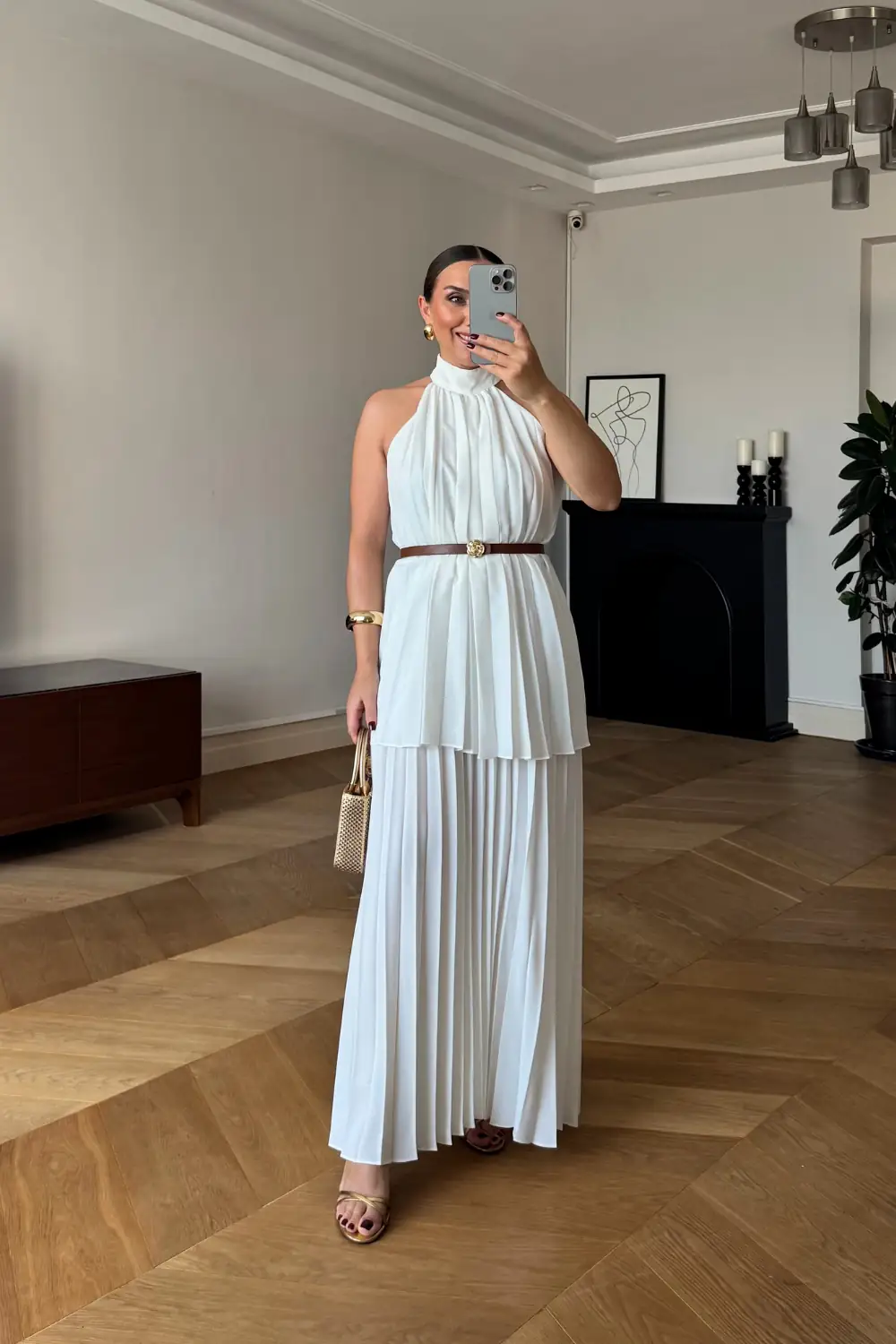 Halter Yaka Piliseli Uzun Elbise 4