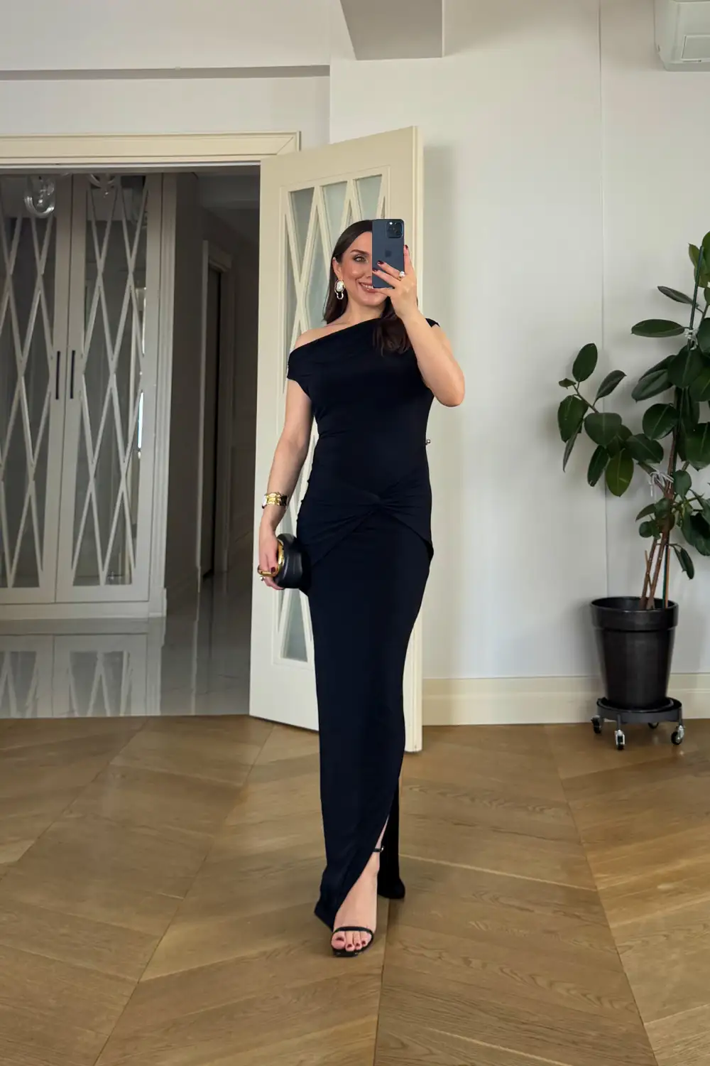 Düşük Omuz Düğüm Detaylı Uzun Elbise 6