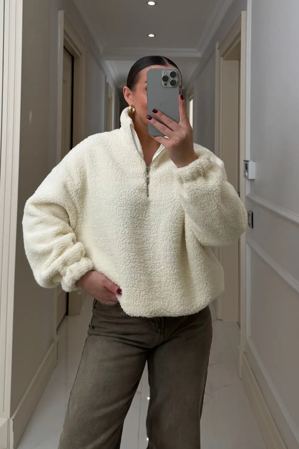 Dik Yaka Fermuarlı Polar Kadın Sweatshirt - Ekru