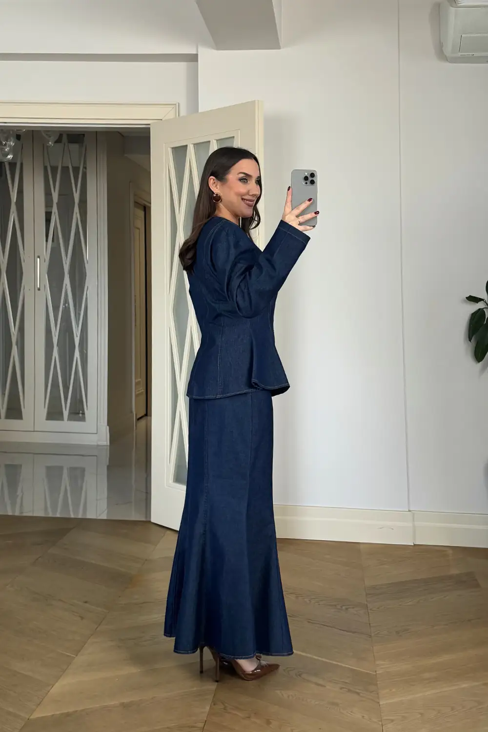 Vücüda Oturan Gömlek Etek Denim Takım 7