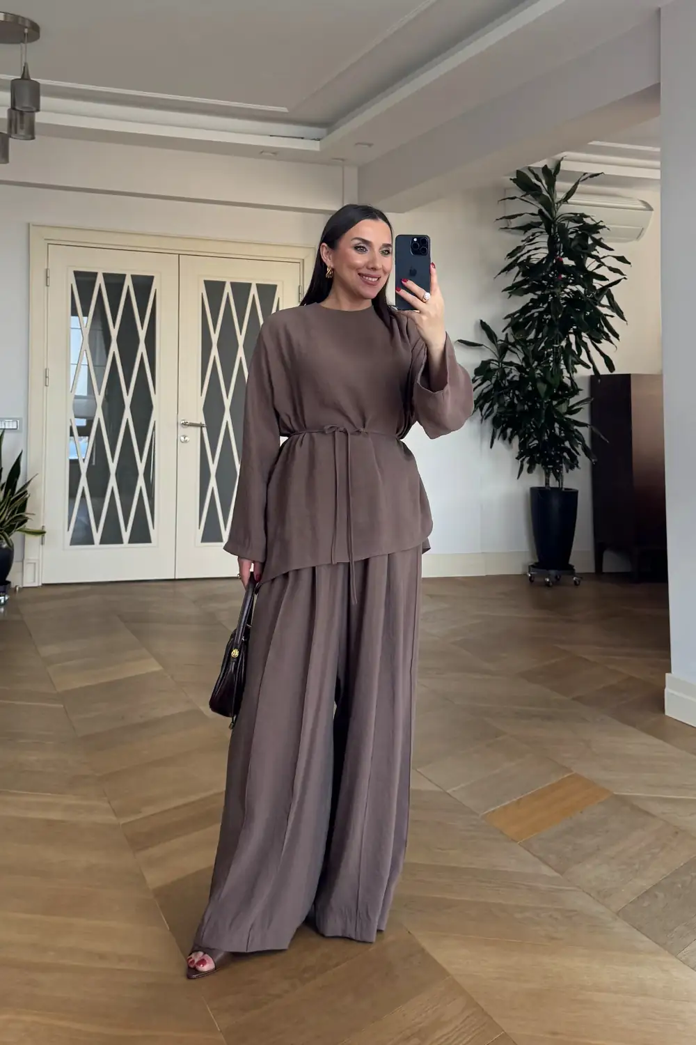 Pile Detaylı Bluz Pantolon Takım - Kahverengi