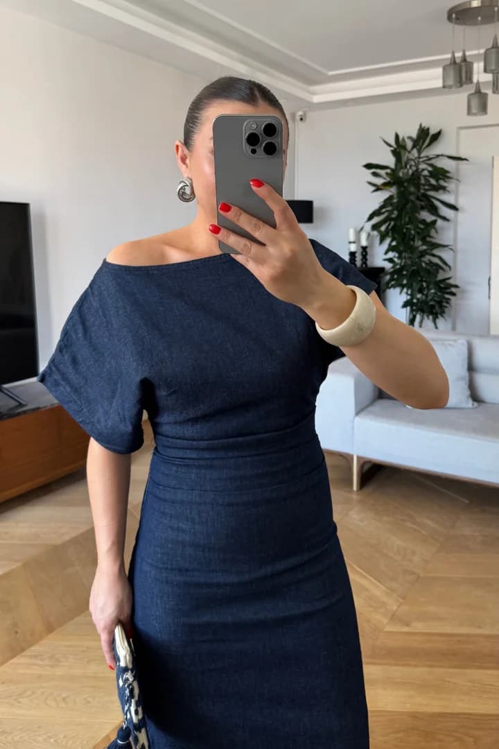 Drape Detaylı Likralı Midi Denim Elbise - Lacivert