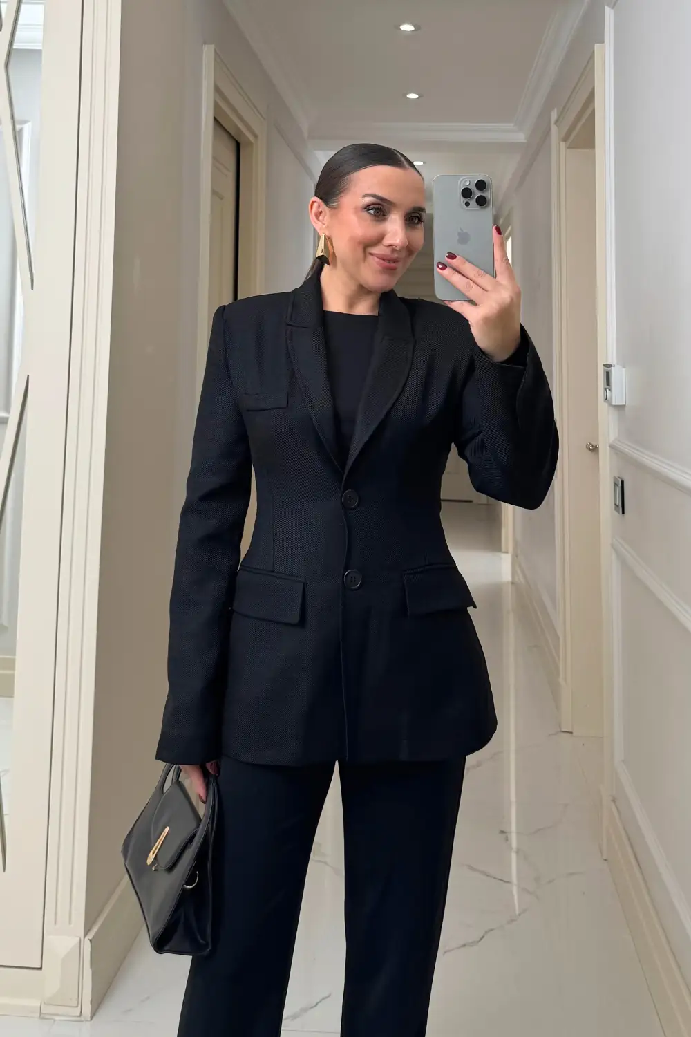 Vücuda Oturan Blazer Kadın Ceket - SİYAH