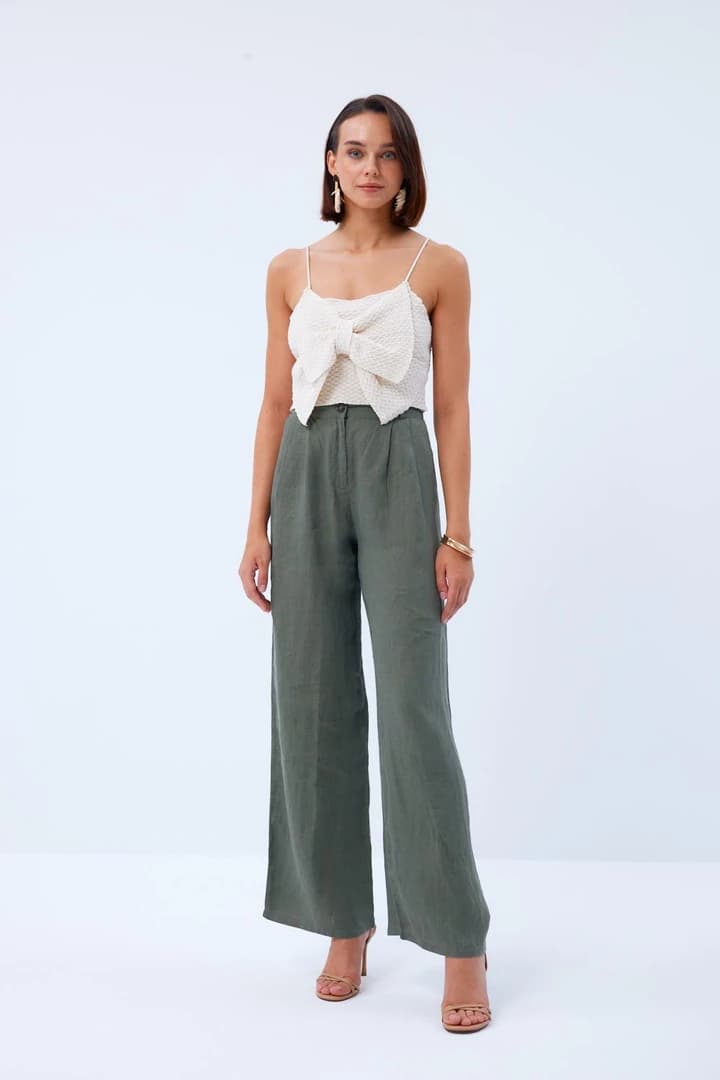 Fiyonk Detaylı Askılı Triko Crop - Krem
