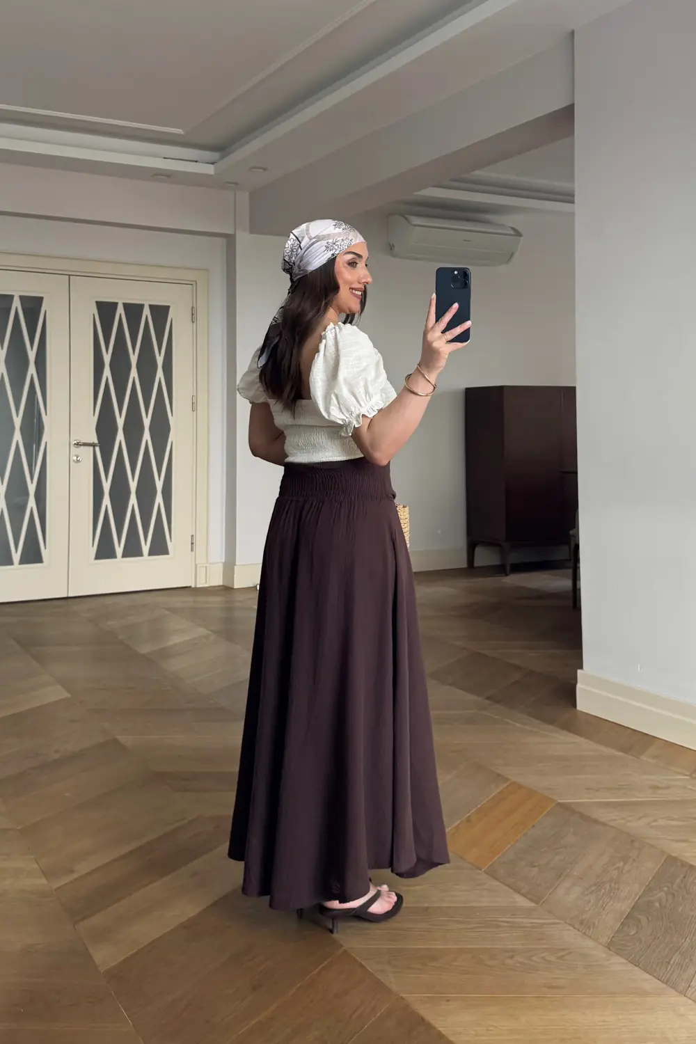 Beli Lastikli Müslin Midi Etek - Kahverengi