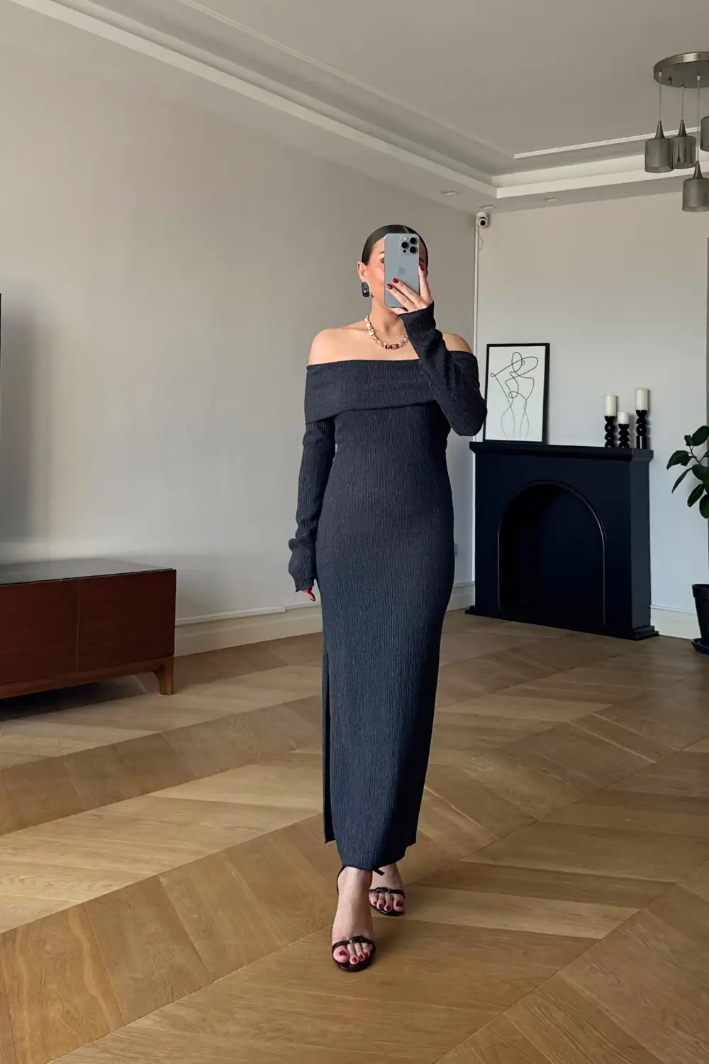 Madonna Yaka Uzun Kollu Midi Elbise 1