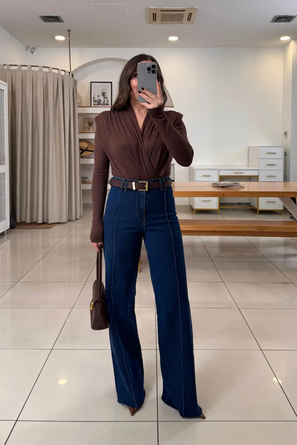 Kruvaze Yaka Vatkalı Uzun Kollu Bodysuit - Kahverengi