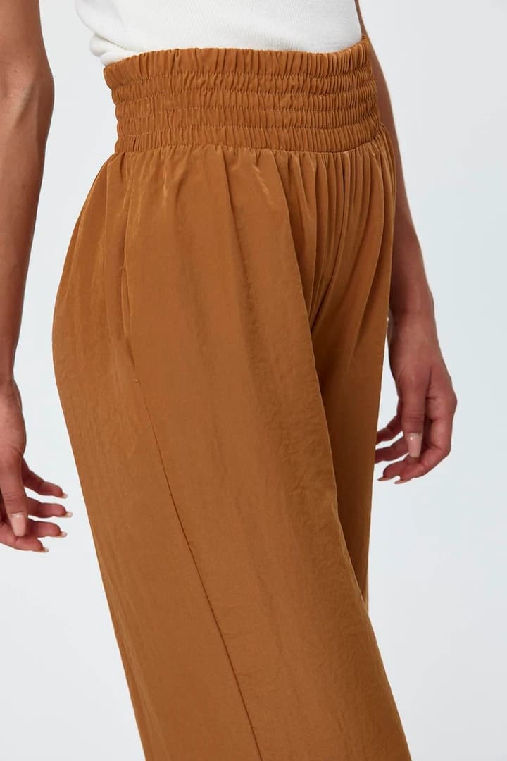 Geniş Paça Dökümlü Kadın Pantolon 7