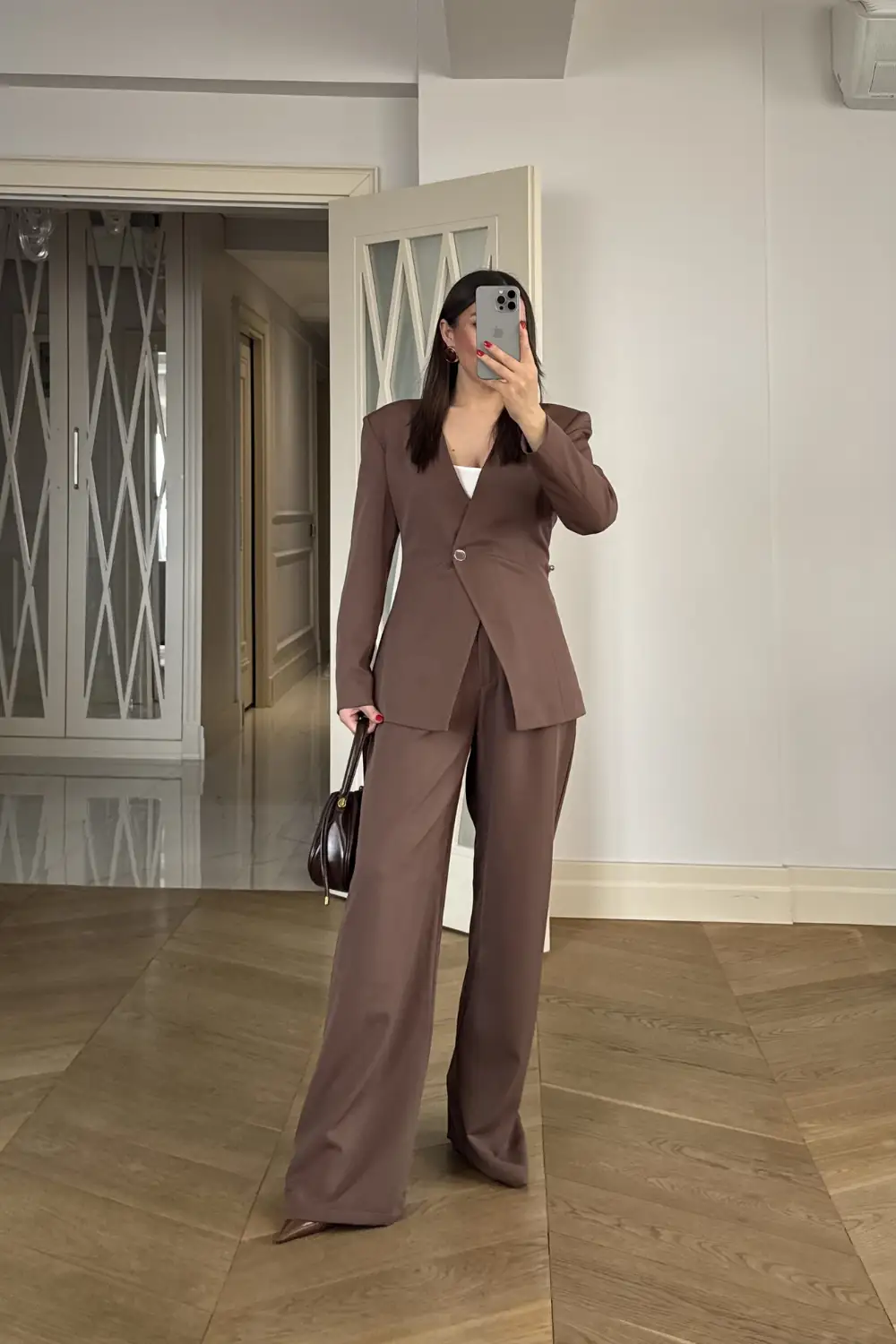 Yakasız Vücuda Oturan Blazer Kadın Ceket - Kahverengi