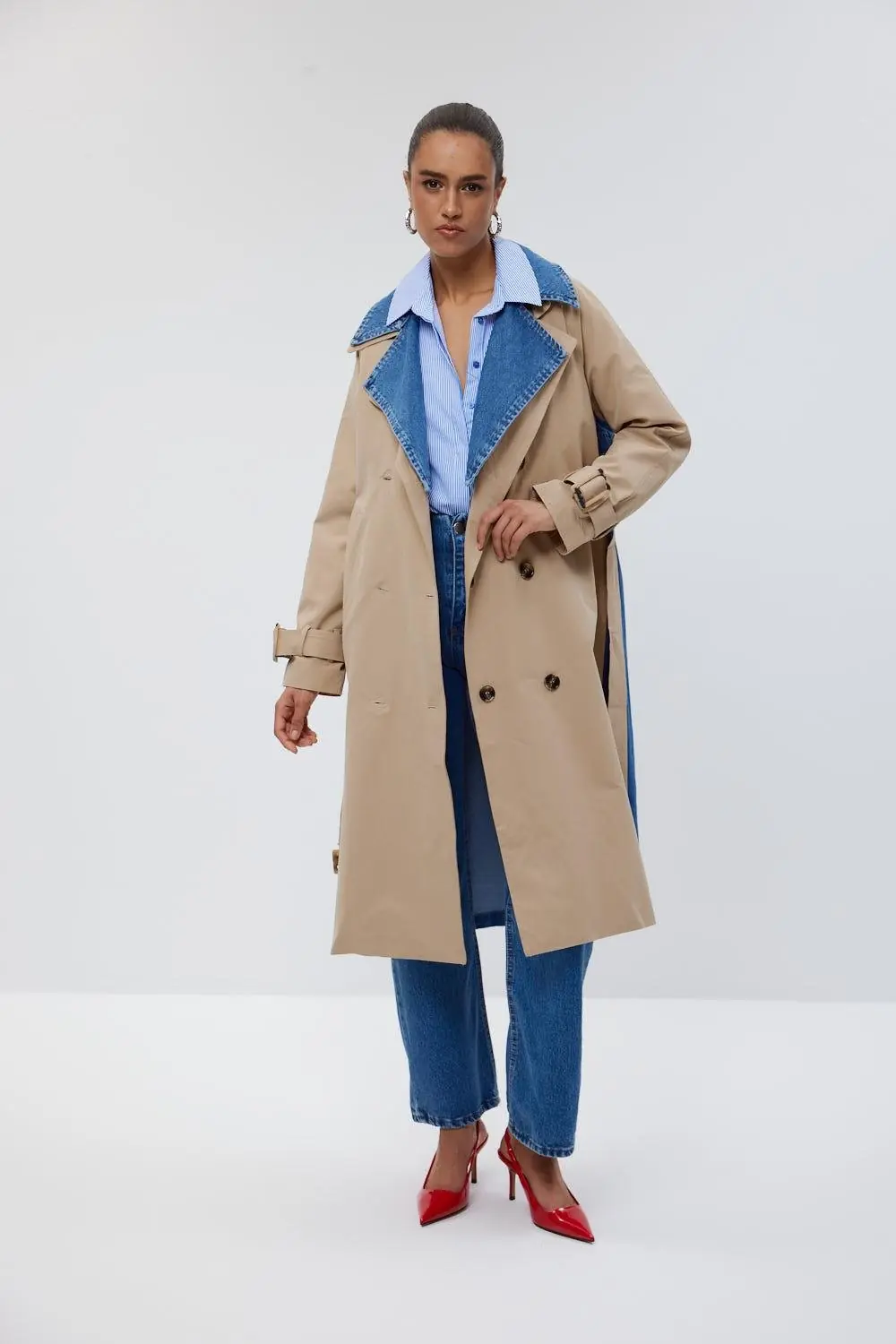 Kruvaze Yaka Denim Detaylı Kadın Trençkot 1