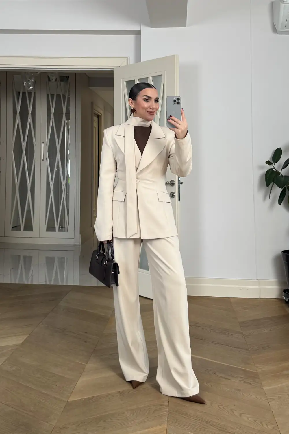 Fular Detaylı Blazer Kadın Ceket - Bej