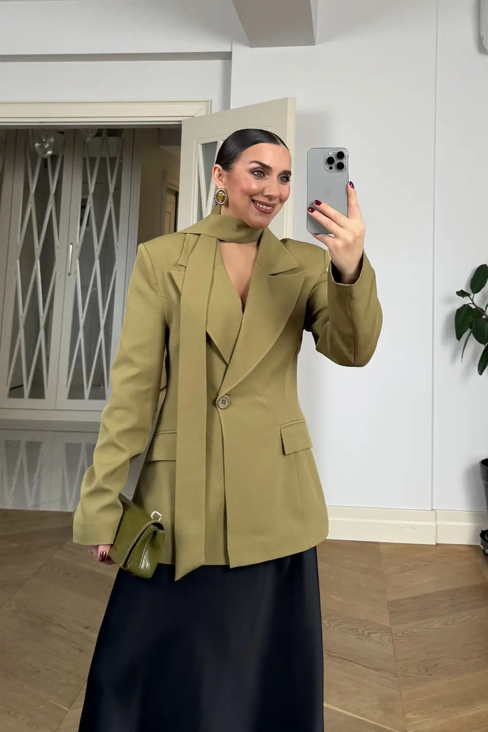 Fular Detaylı Blazer Kadın Ceket - HAKİ