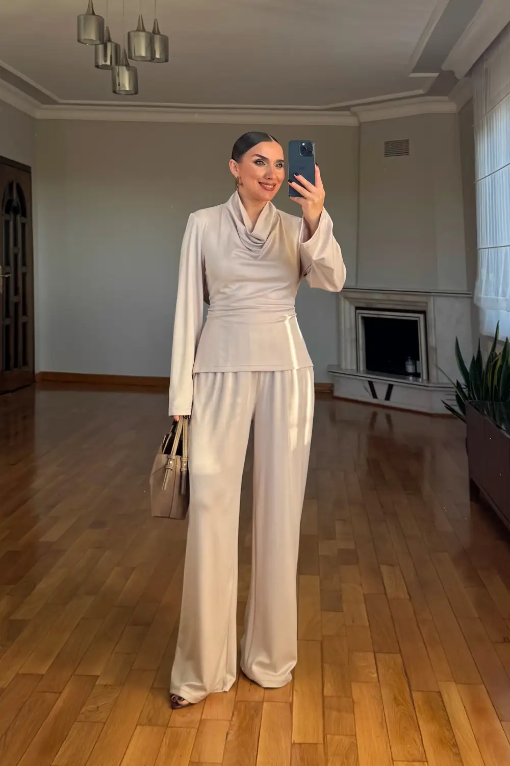 Modal Degaje Yaka Bluz Pantolon Takım - Taş