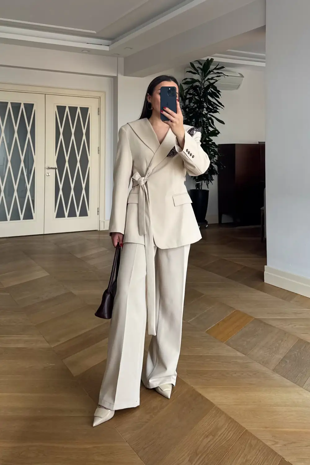 Pelerin Detaylı Blazer Ceket Pantolon Kadın Takım - Bej