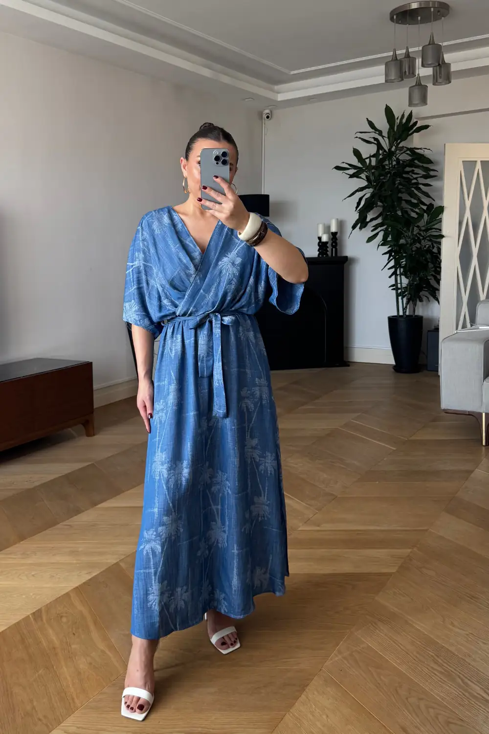 Kruvaze Yaka Desenli Kuşaklı Uzun Elbise 7