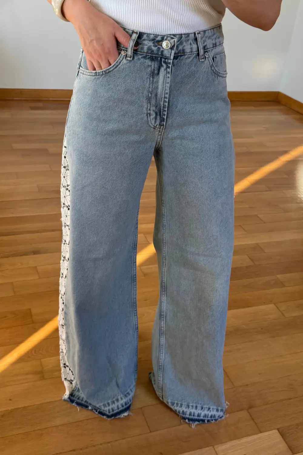 Geniş Paça Kroşe Detaylı Kadın Jean Pantolon - MAVİ
