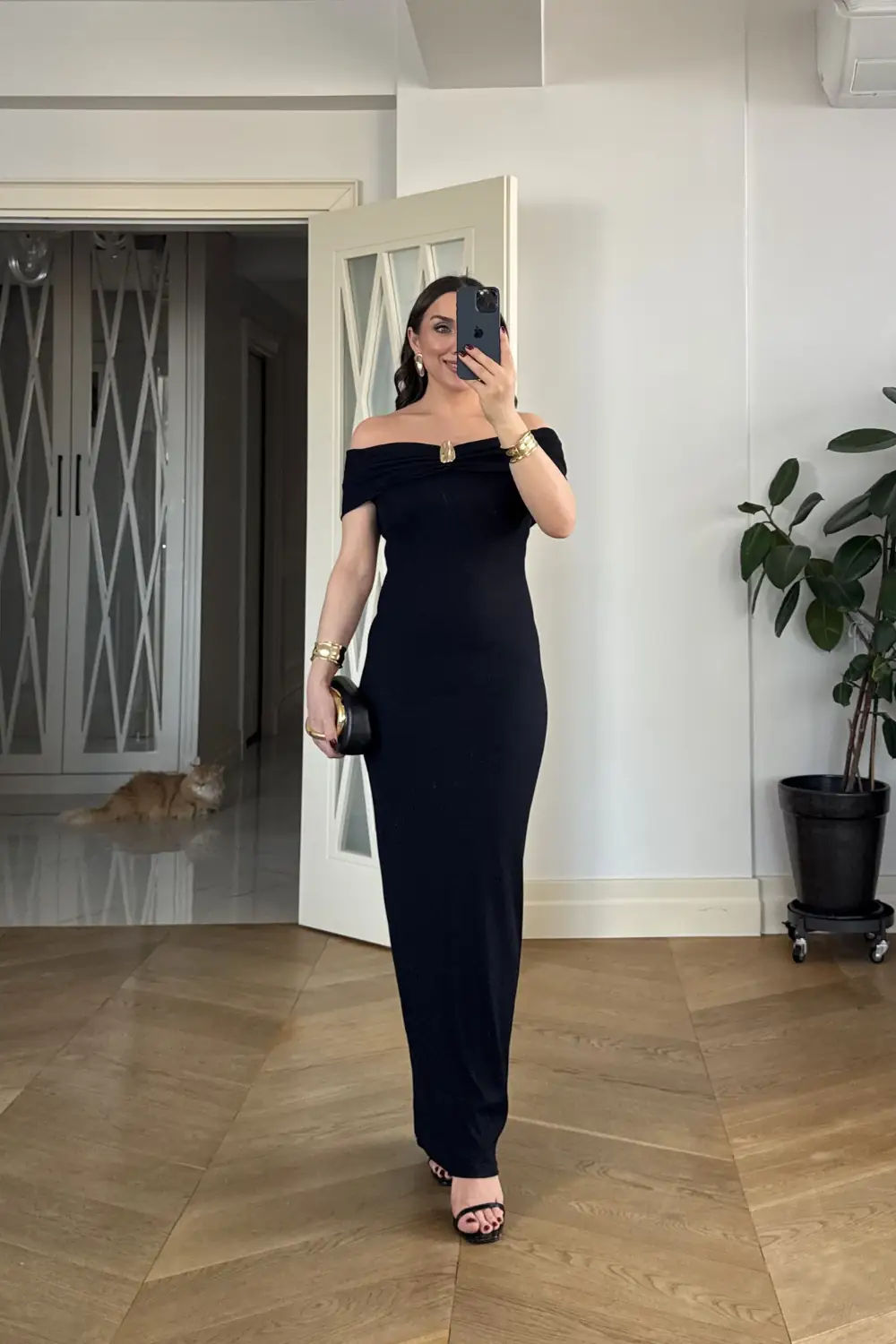 Madonna Yaka Toka Detaylı Elbise 6