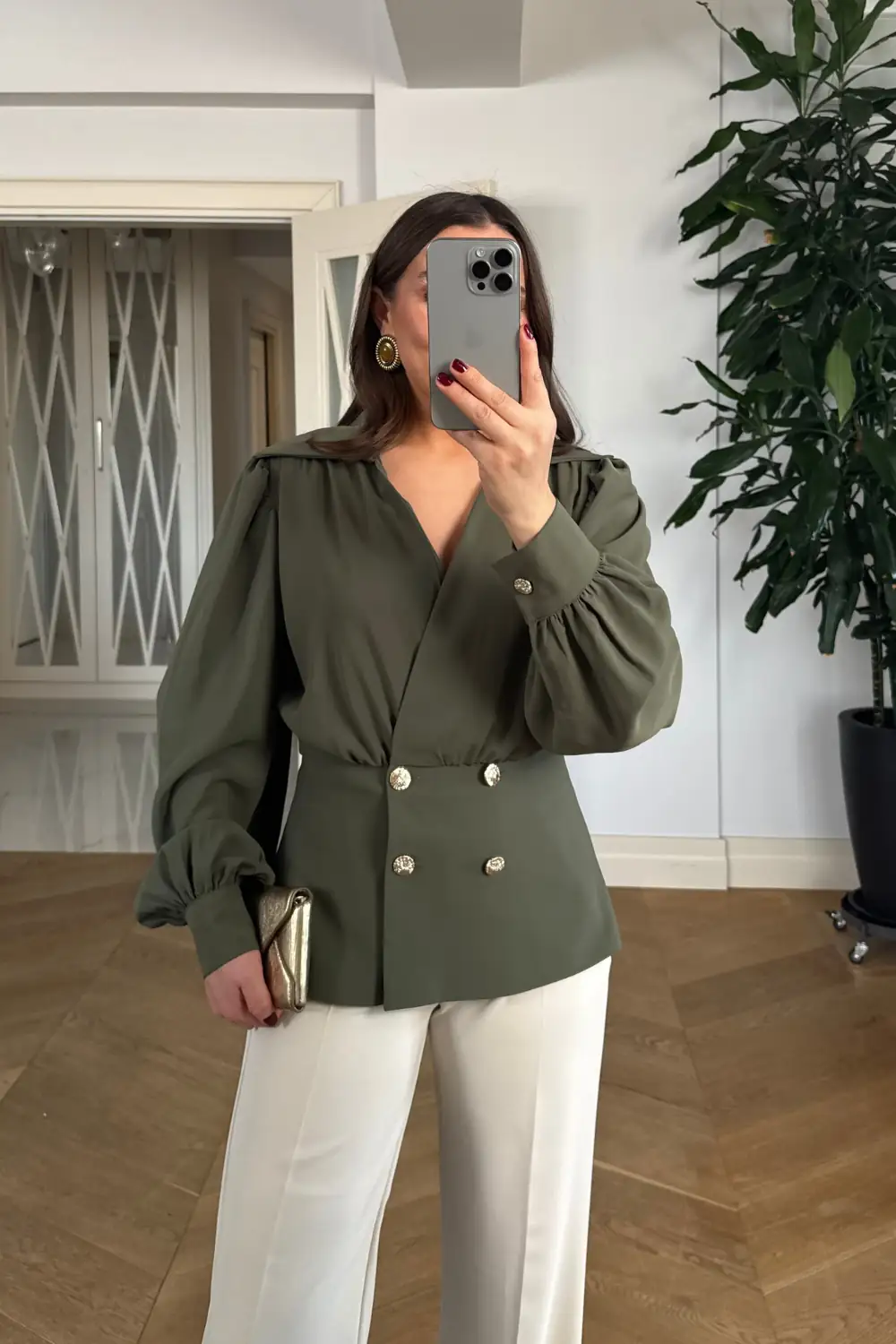 Kruvaze Yaka Gold Düğmeli Bluz 6