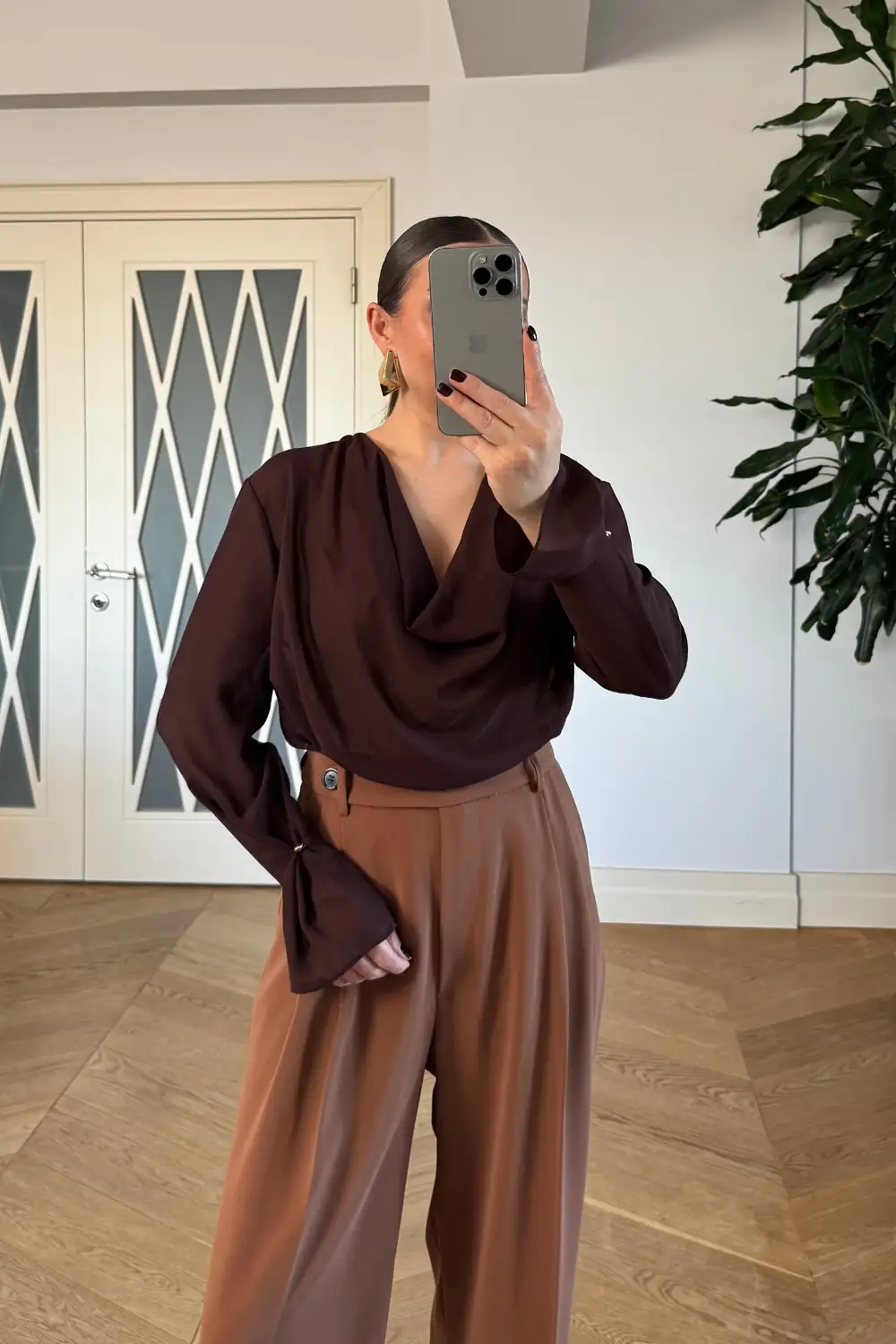 Degaje Yaka Kol Detaylı Bluz 7