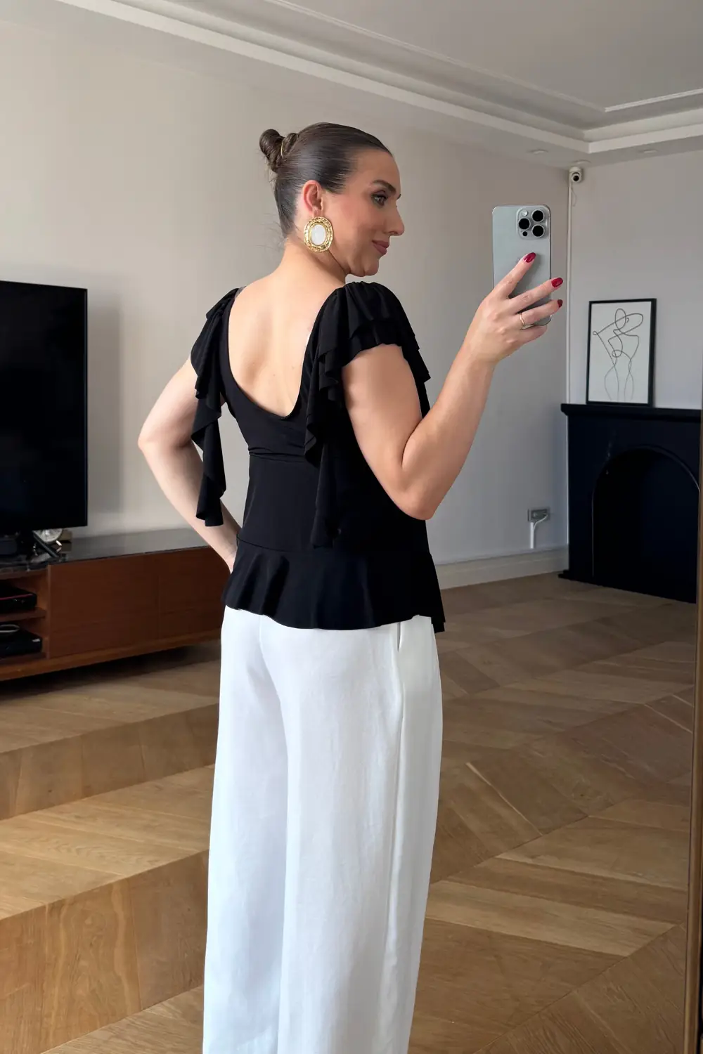 Asimetrik Kesim Volanlı Bluz 3
