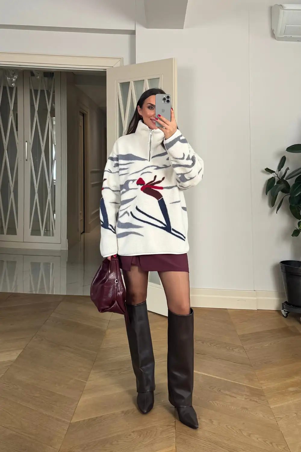 Dik Yaka Fermuarlı Polar Kadın Sweatshirt - Ekru